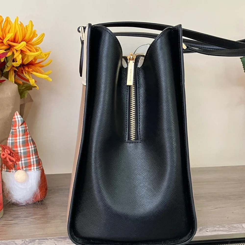 Kate Spade Black and Tan Tote Bag Set ( authentic bag and wallet ) - Picture 6 of 16